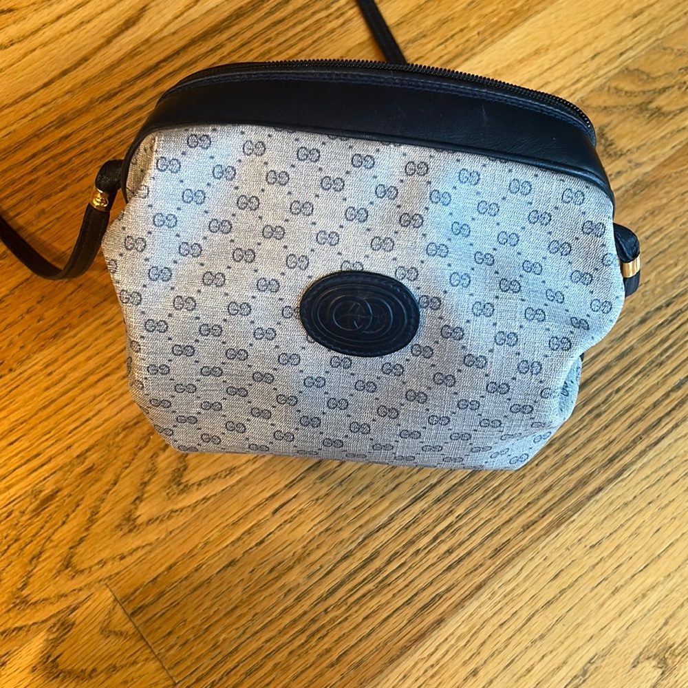 Gucci crossbody bag